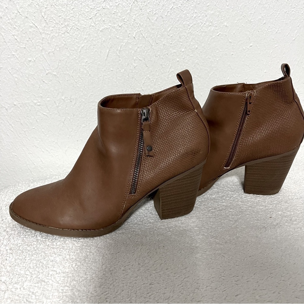 Universal Thread Jameson Double Zip Boots Beautiful Brown Size 11 Faux Leather